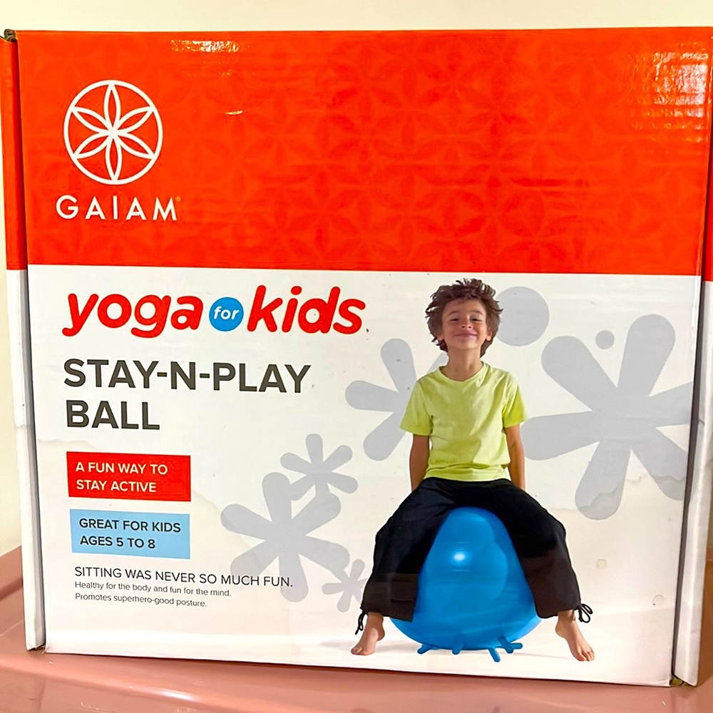 Gaiam yoga for kids - Stay-N-Play Ball